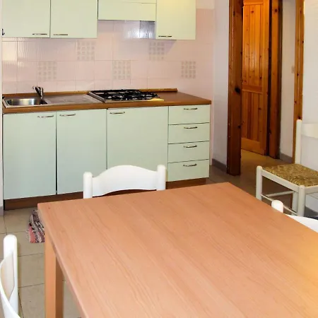 Apartment Le Canne - Teo110 By Interhome